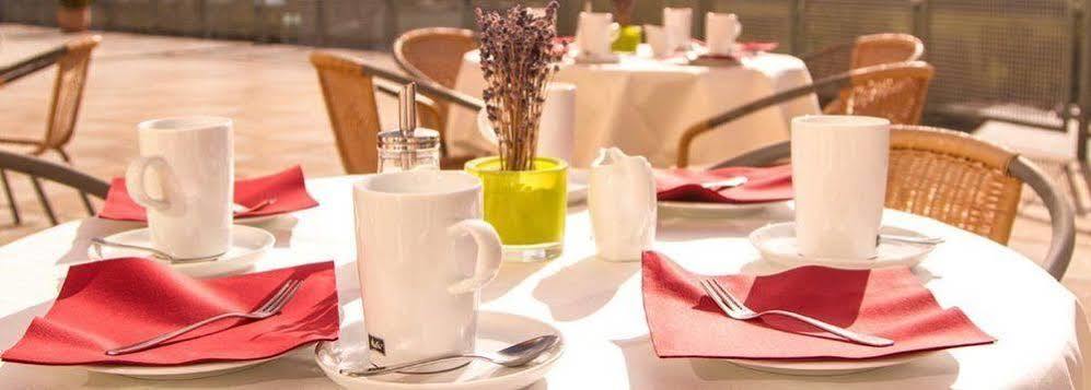 Savoy Hotel Бад Мергентхайм Екстериор снимка